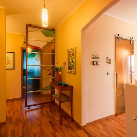 Raffaello Apartment